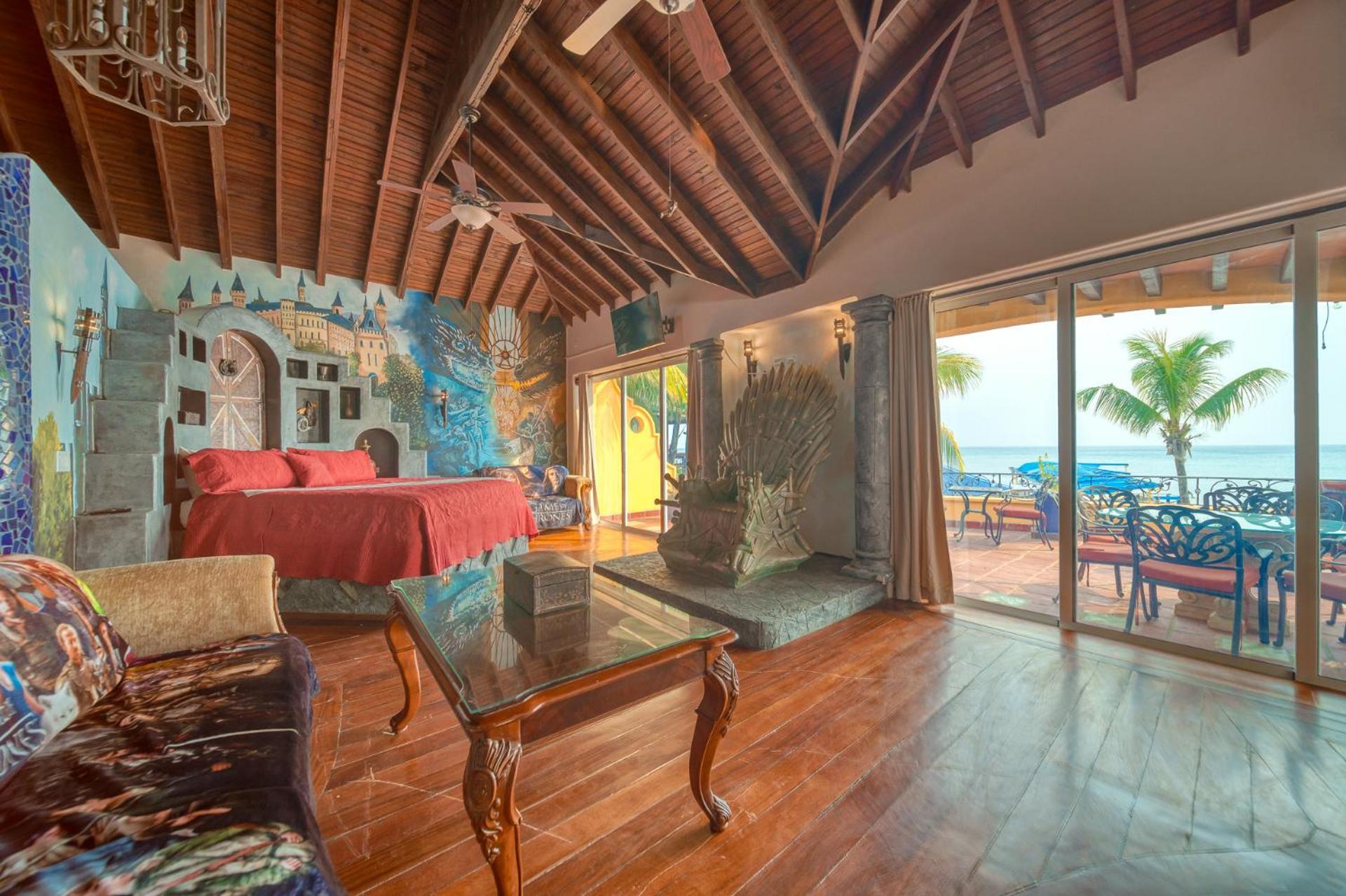Caribe Tesoro Hotel West Bay Buitenkant foto